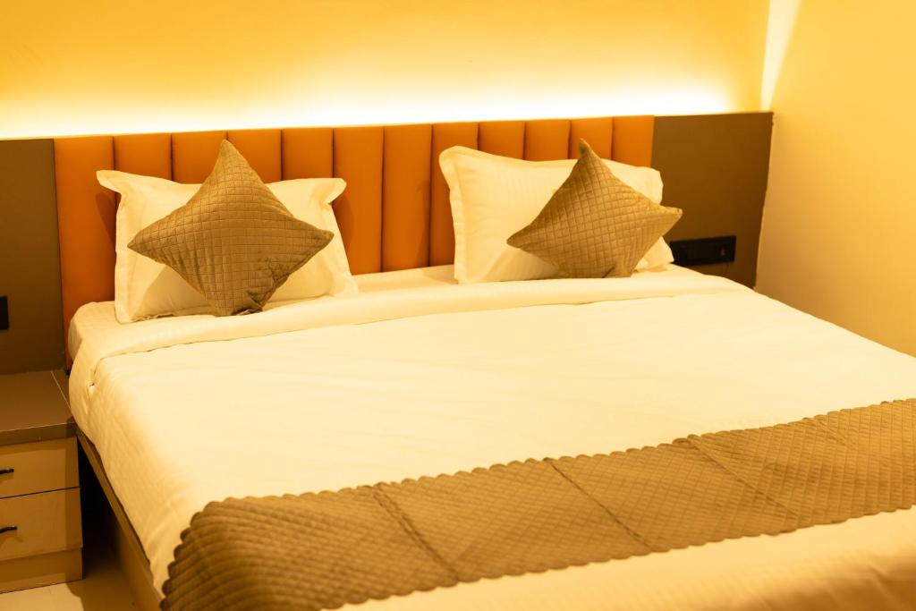Bedroom Detail